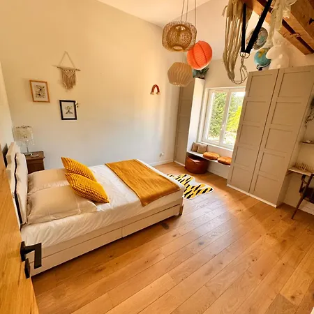 Escoffier Vila Beaune (Cote d'Or)