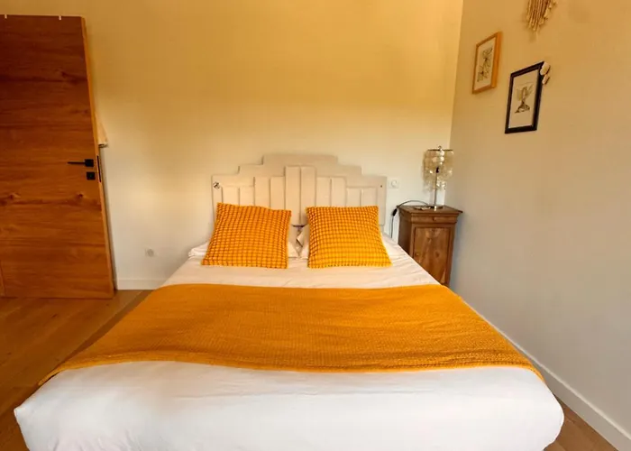 Escoffier Villa Beaune (Cote d'Or)